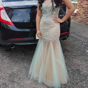 Prom dress